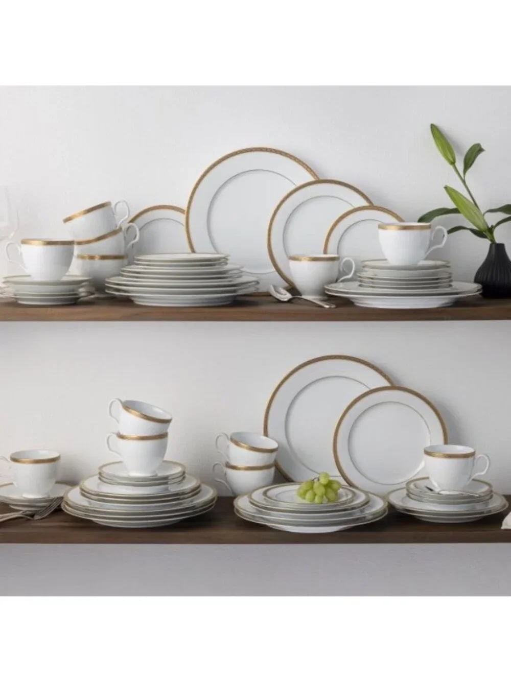 NWB Noritake Charlotta Gold 60 Piece Value Set , Service 12 White